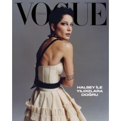 Vogue Türkiye Aralık 2022 - Ocak 2023