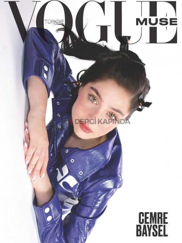 Vogue Türkiye Dergi Muse - Cemre Baysel