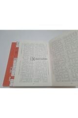 ZUGZWANG İngilizce Çengel Bulmaca A2 - İngilizce Kelime Öğreten Bulmaca Kitabı